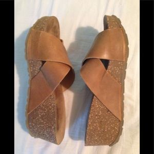 A. GIANNETTI Italian wedge sandals SZ 7.5